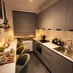 Studio-apartment 102 Free Parking Domus Kushal Фирзен